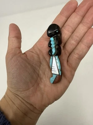 Nutria tallada fetiche Zuni de Pete Natachu Foto 1 de 2