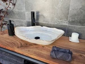 Fregadero de baño de recipiente de ónix blanco, fregadero de piedra sobre encimera de 22 x 14,5 pulgadas - Imagen 1 de 19
