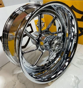 OEM 08-25 Harley Fat Boy Breakout Rocker C Road Winder Rear 18"x8" Wheel Rim - Bild 1 von 14