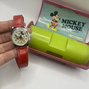 Vintage Walt Disney Mickey Mouse Bradley Time Wrist Watch 6800 In Original Box - Picture 1 of 7