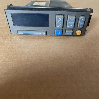 GMC Chevrolet Suburban 88-94 control de clima digital CA cinco botones negro OEM Foto 1 de 3