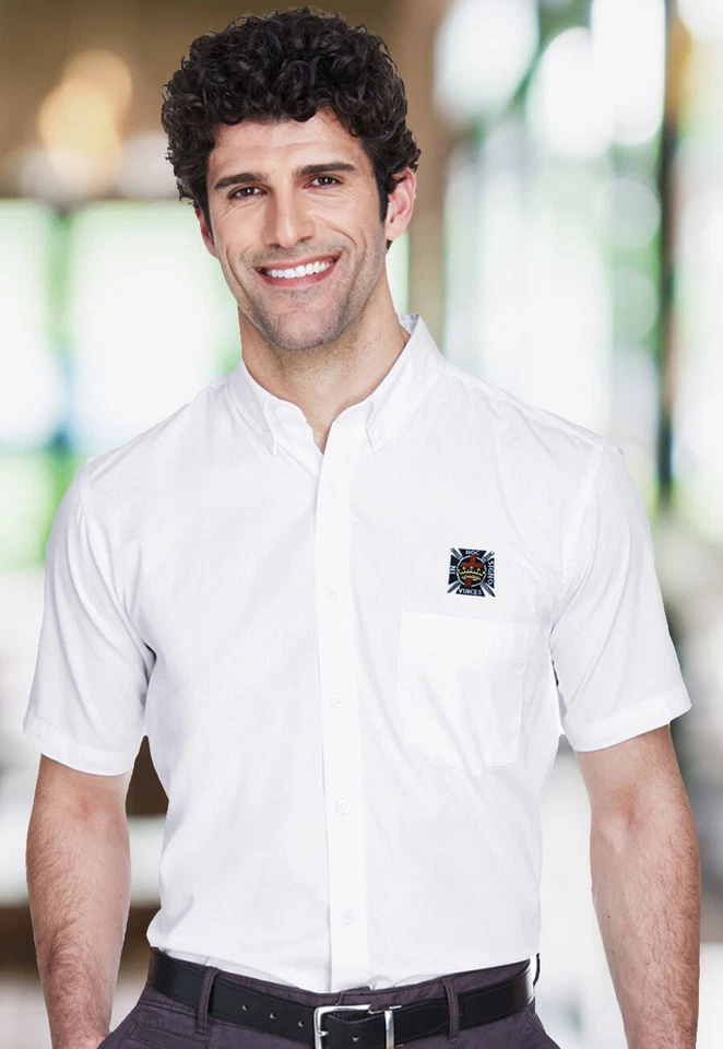 Camisa de vestir de manga corta con botones de popelina bordada de popelina para hombre Knights Templar Foto 1 de 1