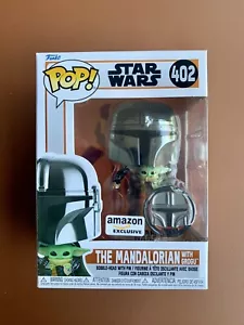 The Mandalorian Holding Grogu with Pin Funko Pop 402 Amazon Exclusive - Picture 1 of 6