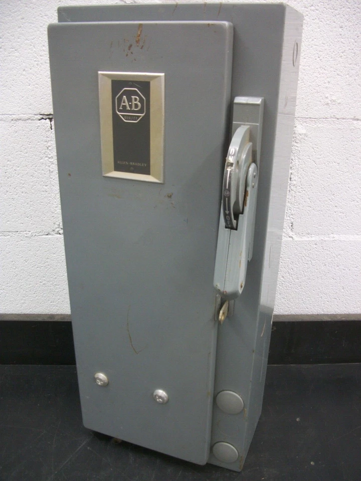 ALLEN-BRADLEY SIZE 2 STARTER COMBO 709-COD103 120VCOIL 60AMP FUSIBLE - Image 1 of 4