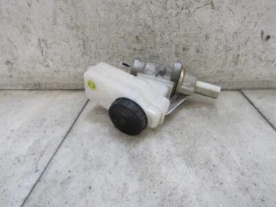 14 15 16 17 18 19 INFINITI Q70 Master Cylinder OEM - Image 1 of 4