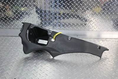 1999 TRIUMPH TROPHY 900 COMPARTIMENTO DE ARMAZENAMENTO DIREITO CARENAGEM DE BOLSO - Imagem 1 de 4