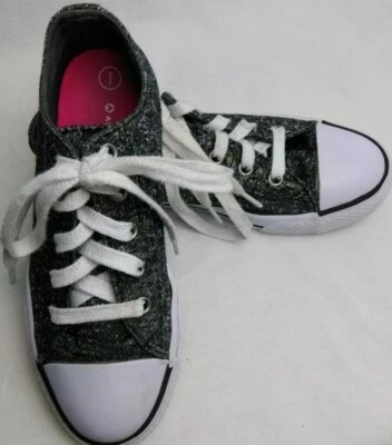 ZAPATILLAS AIRWALK JUVENILES TALLA I NEGRAS CON BRILLO PLATEADO USADAS CON CUIDADO Foto 1 de 4