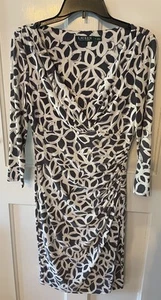 EUC RALPH LAUREN GREY/WHITE GEO PRINT FAUX WRAP RUCHED JERSEY KNEE DRESS size 6 - Picture 1 of 4