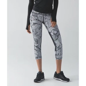 Lululemon Pace Rival Crop (Full-On Luxtreme) Dottie Tribe White Black 10 - Picture 1 of 7