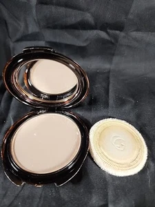 Vintage COVER GIRL COMPACT PRESSED POWDER Creamy Natural            Cccc  - Picture 1 of 4