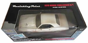 American Muscle Ertl Vanishing Point Muddy 1970 Dodge Challenger R/T 1:18