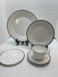 Minton Bone China Palatine Silver Rim 5 Piece Place Setting - Picture 1 of 18