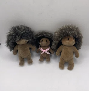 Sylvanian Families Hedgehog Family Figures Lot Of 3 - Some Marks Loose Hair - Picture 1 of 19