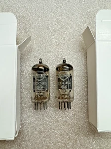 Par de tubos de preamplificador a juego de bajo ruido MULLARD 12AX7 ECC83 Blackburn Reino Unido - Imagen 1 de 3
