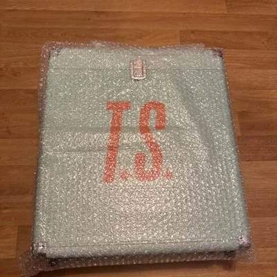 Taylor Swift The Life of a Showgirl Vinyl Case | Brand New - Image 1 of 4