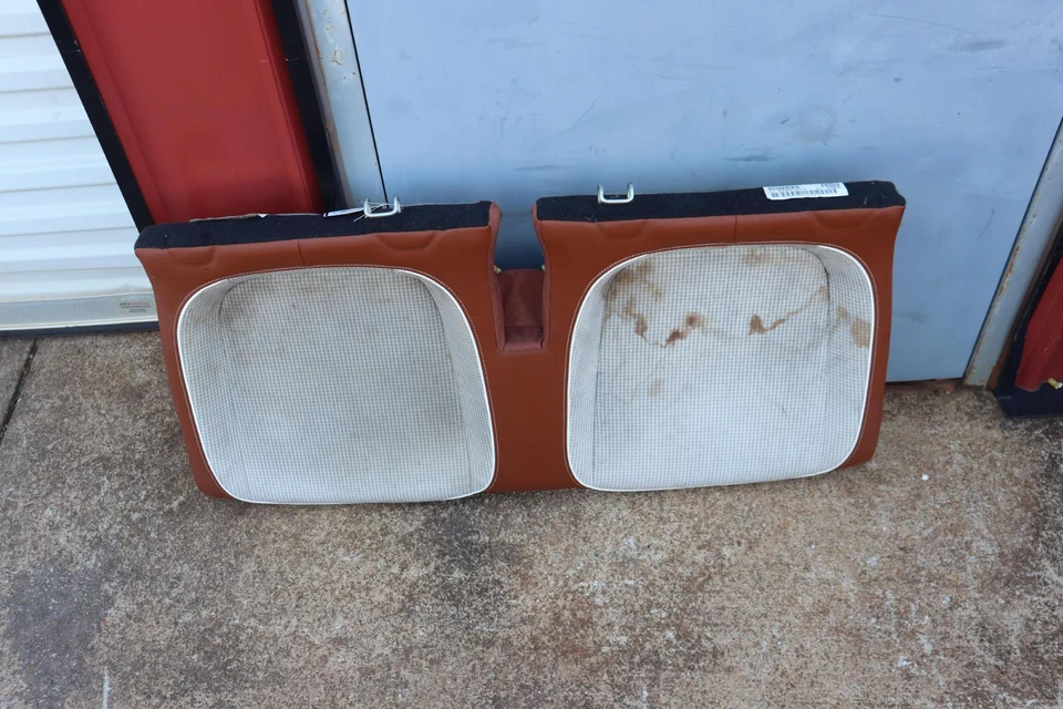 2012-2016 VOLKSWAGEN VW BEETLE ALMOFADA DE ASSENTO INFERIOR TRASEIRA SEGUNDA FILA FABRICANTE DE EQUIPAMENTO ORIGINAL - Imagem 1 de 4