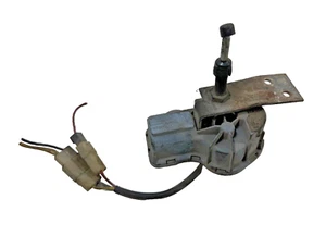 Motor Scheinwerferreinigung Saab 900 I 1978–1994 rechts 0390206708 Bosch - Bild 1 von 3