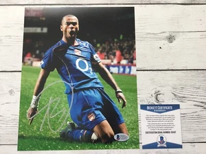 Ashley Cole Signed Autographed Chelsea FC 8x10 Photo Beckett BAS COA b - Picture 1 of 1