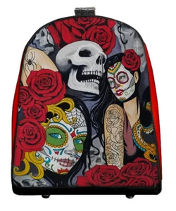 Mini Mochila HECHA A MANO EN EE. UU. con Patrón "SHRED NOCTURNO 1" Lado Rojo Brillante - Imagen 1 de 5