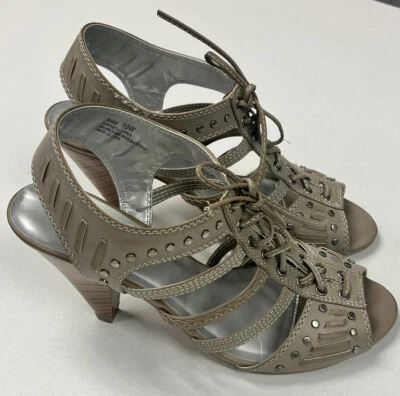 Nuevo-Lane Bryant Sandalias de Tacón Alto con Cordones Estilo Gladiador 10w Tostado Tachonado Punta abierta Foto 1 de 4