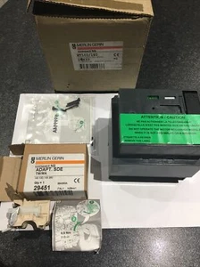 Schneider 29433 Motor Mechanism Module MT100/160 Merlin Gerin New In Box - Picture 1 of 7