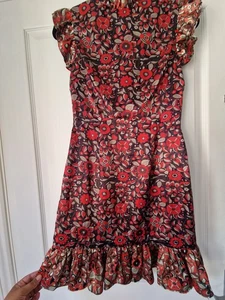 #ladies Size 8 Chi Chi London Dress Knee Lenght BNWT. - Picture 1 of 17