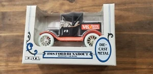 ERTL - 1918 Ford Runabout Delivery Car Bank - 1:25 Scale - V&S Variety Stores - Picture 1 of 2