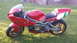 Vee Two Squalo Ducati 900ss - Picture 1 of 11