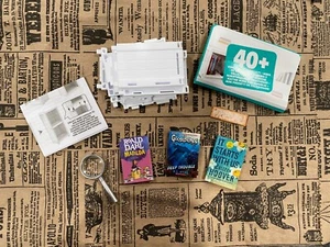 Zuru Mini Marken Bücher Gänsehaut Matilda Hoover Bücherregal Lupe - Bild 1 von 5