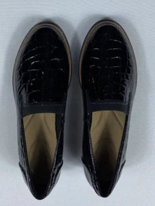 Women's Clarks Everyday Loafers Timeless Black Patent Leather Croc Reptile Print - Picture 1 of 4