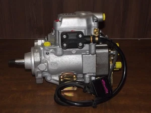 Generalüberholt Einspritzpumpe für VW T4 AUF ACV  2.5 TDI  074130115B 0460415983 - Picture 1 of 2