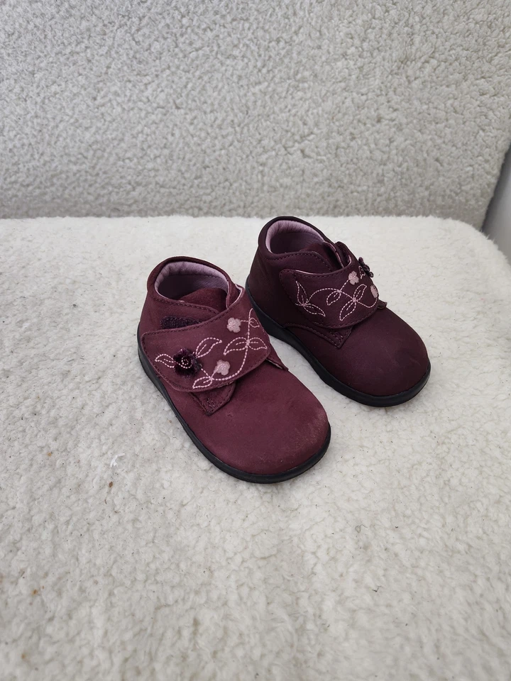 Perfection by Jumping Jacks Baby Girls Shoes 4.5W Purple Leather Floral Strap - Image 1 of 4