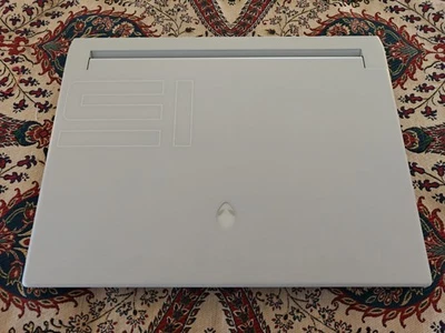 Portátil Alienware X15 R2 15.6" Intel Core I7, 16GB RAM, 522GB SSD, RTX 3060 Foto 1 de 4