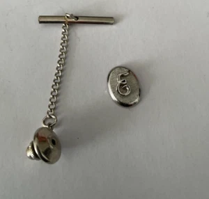 Vintage Swank Silver Tone Initial Letter E Tie Pin With Chain Tack - Picture 1 of 8