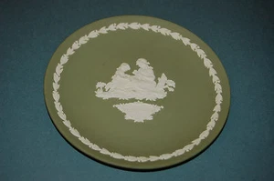 Wedgwood Teller - Mutter 1972 - grün 6 & 1/2 cm - top - Bild 1 von 2