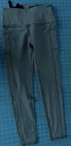 NWT - Concealment Express Olive Green Ladies Leggings - Size Medium (M) - Picture 1 of 6