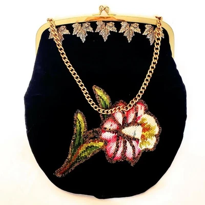 Black Velvet Purse Petit Point Rose Micro Beads Gold Tone Kiss Frame Vintage - Image 1 of 4