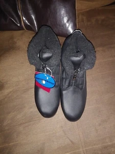womens weatherproof and waterproof boots size 8.5 M style lori NWT - Picture 1 of 4