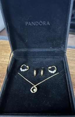 Colección Pandora Esencia Con Exclusivo Joyero Oro y Perlas Conjunto Nuevo Foto 1 de 4
