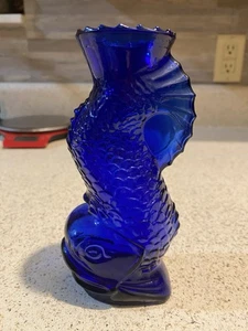 Vintage Kobaltblau Koi Fisch Vase Maryland Glas Kunstglas Vase - Bild 1 von 13