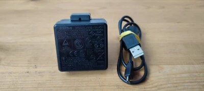 Carregador adaptador CA original Nikon EH-70P + cabo USB - Testado - Imagem 1 de 4