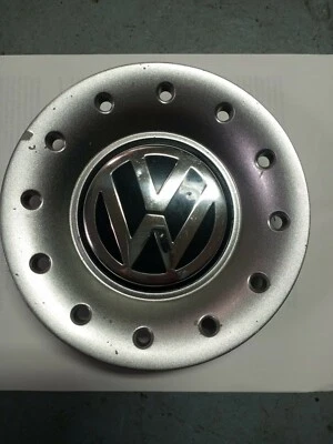 1999-2011 Volkswagen Jetta Silver Wheel Center Hub Cap` 6.5" 1J0601149 OEM - Image 1 of 4