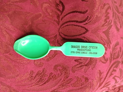 Cuchara en T segura de farmacia Skaggs Drug Center Amarillo, cuchara medicinal TX de colección Foto 1 de 2