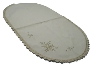 Menge 6, handgefertigte Deckchen, gehäkelt, bestickt, länglich, 13" x 20" - Bild 1 von 8