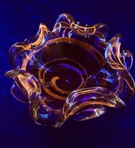 Vintage Murano Glass Bowl Flower Console Dish Rolled Edge Gold Silver UV GLOW - Picture 1 of 24