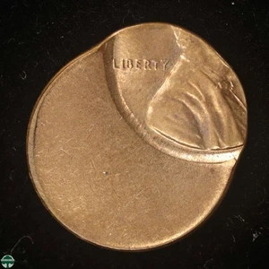 Mint Error: Off Center Strike - No Date Lincoln Memorial Cent - Choice Unc - Picture 1 of 2