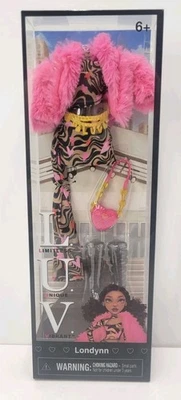 LUV Limitless Unique Vibrant Londynn Fashion Pack & Accessories Doll Clothes - Image 1 of 4