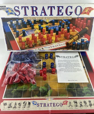 Stratego Battlefield Strategy Vintage Board Game Parker Brothers 1987. Complete. - Image 1 of 4