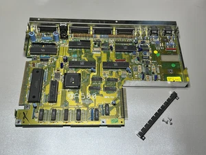 Commodore Amiga 500 płyta główna wersja 6A , kopnięcie 1.3 + blachy ! DZIAŁA ! - Zdjęcie 1 z 18