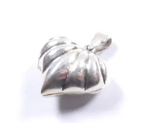 Medallón Colgante Amor Corazón Concha Diseño Plata de Ley 925 5.3g - Imagen 1 de 8